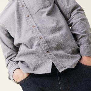 La chemise en flanelle (ancienne génération)